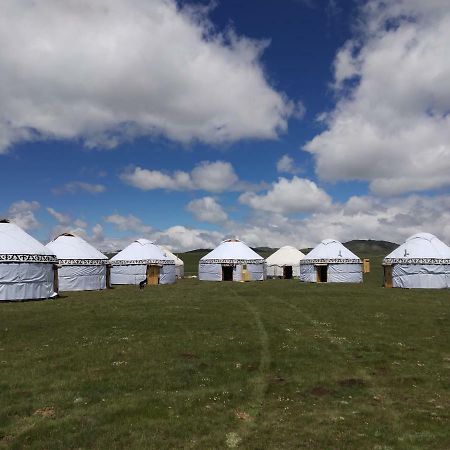 Yurt Camp Muras In Song Kol Lake Hotel Kochkor Eksteriør billede