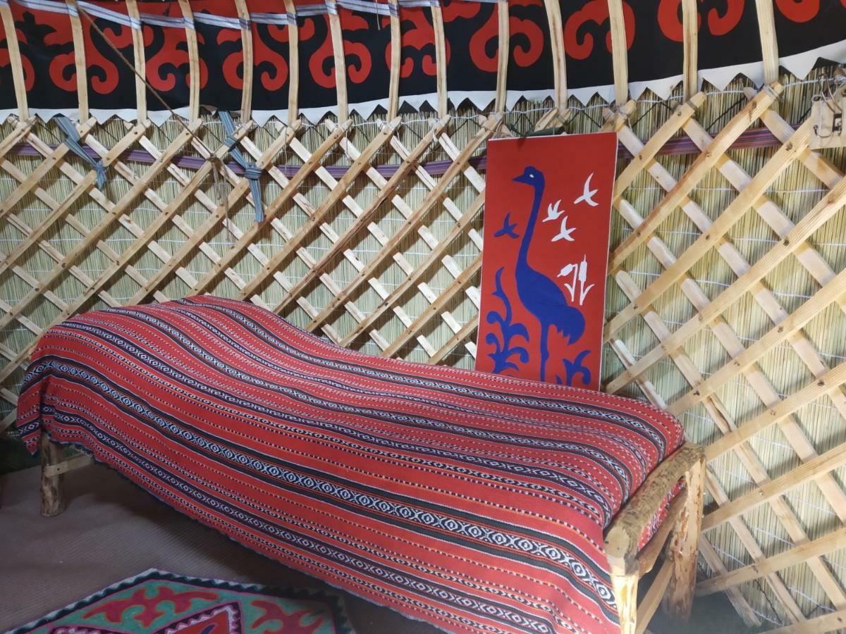 Yurt Camp Muras In Song Kol Lake Hotel Kochkor Eksteriør billede